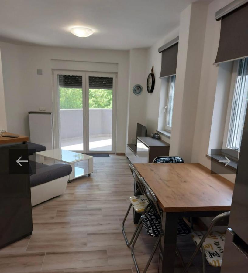 Apartmani Jedro ชิโล ภายนอก รูปภาพ