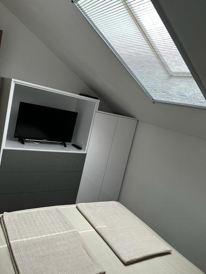 Apartmani Jedro ชิโล ภายนอก รูปภาพ