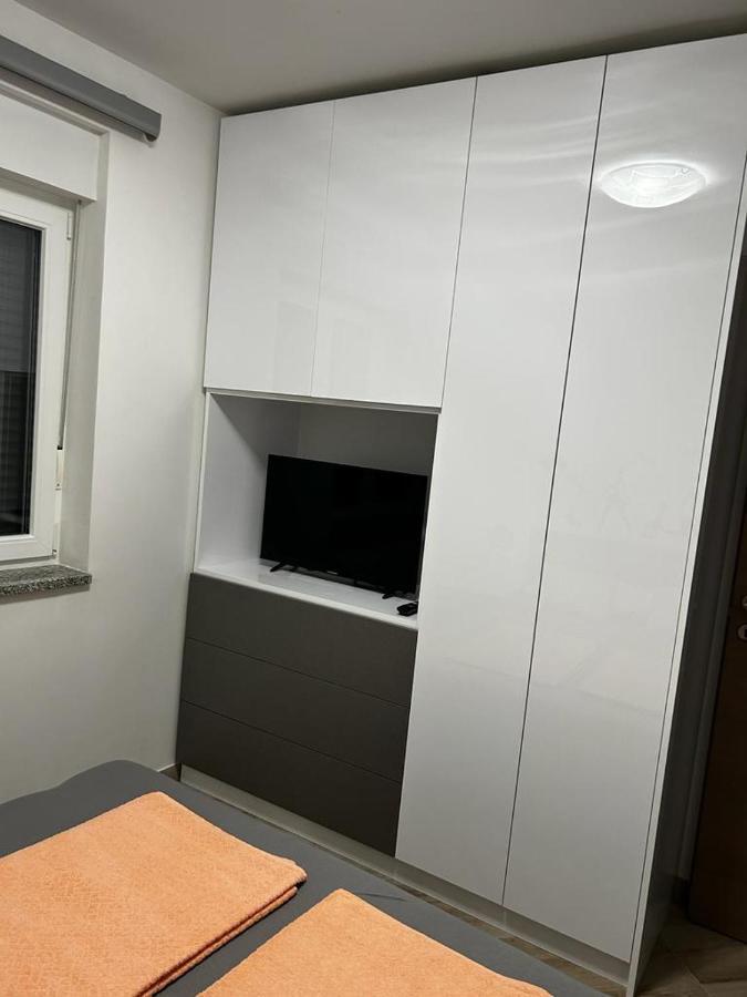 Apartmani Jedro ชิโล ภายนอก รูปภาพ